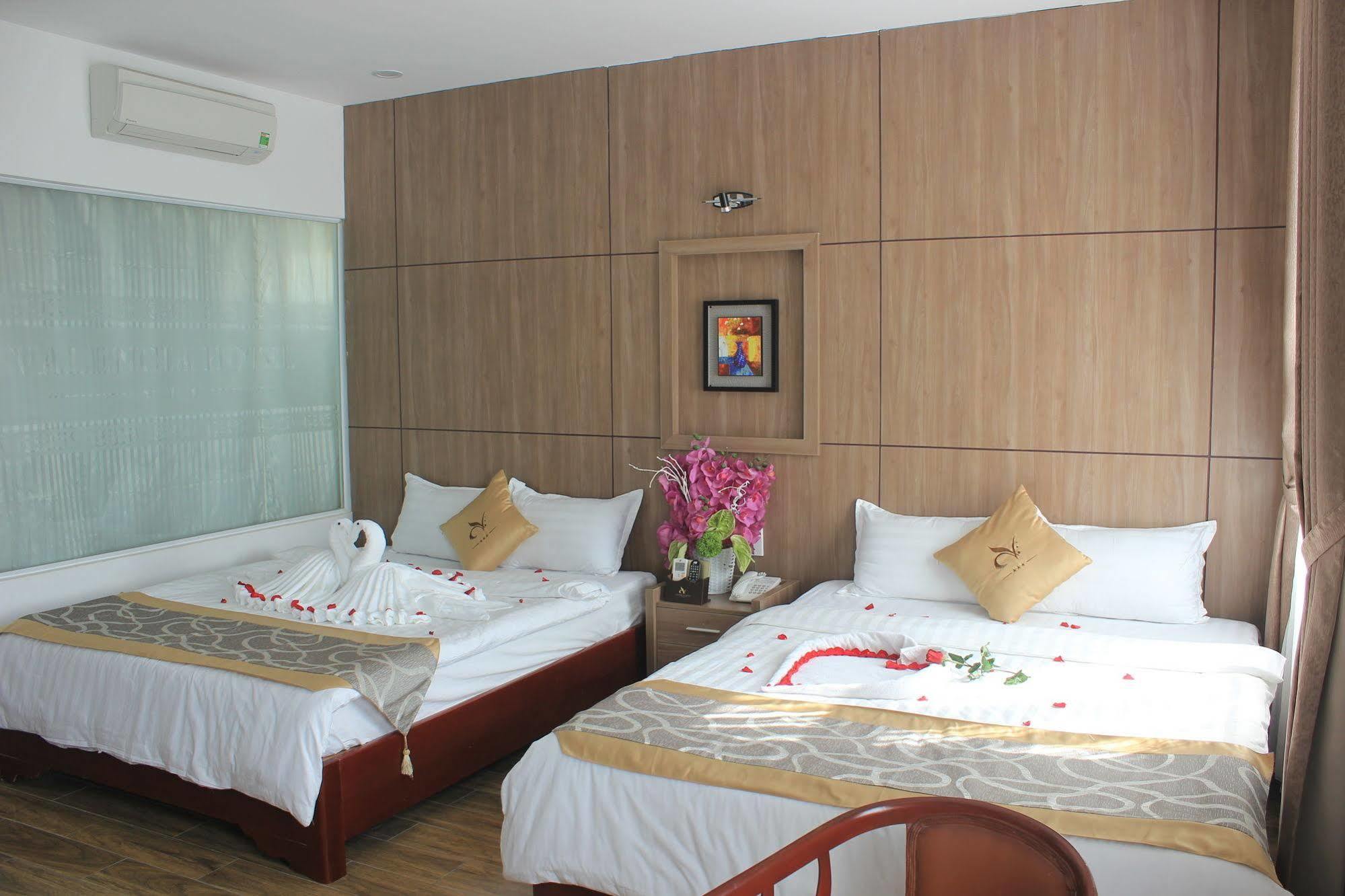 Valencia Da Nang Beach Hotel Ngoại thất bức ảnh